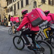 Rider investito a Modena il giorno di Natale. PRC vuole diritti e tutele per i ciclofattorini