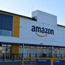 No ai licenziamenti alla Amazon di Spilamberto e alla proliferazione di poli logistici a Modena
